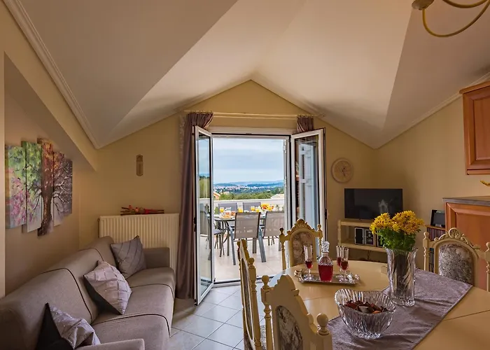 Madalena's Apartment *