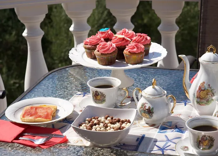 Madalena's Apartment *