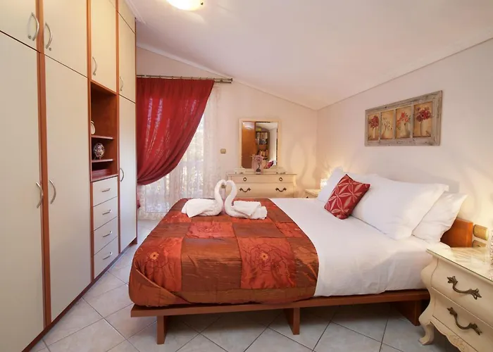 Madalena's Apartment